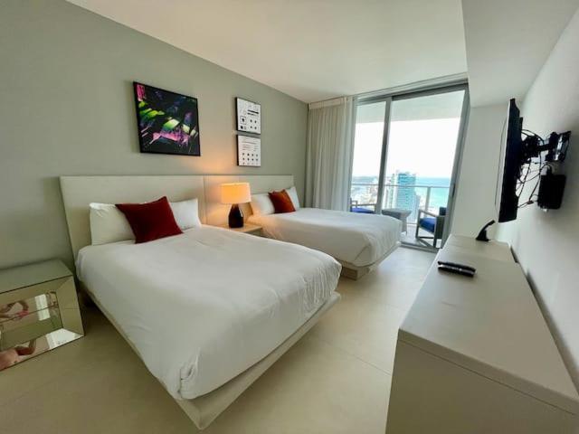 Stay At The Top With Amazing Views By Rent4Us Χόλιγουντ Εξωτερικό φωτογραφία