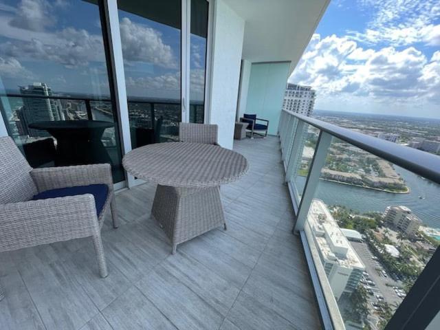 Stay At The Top With Amazing Views By Rent4Us Χόλιγουντ Εξωτερικό φωτογραφία